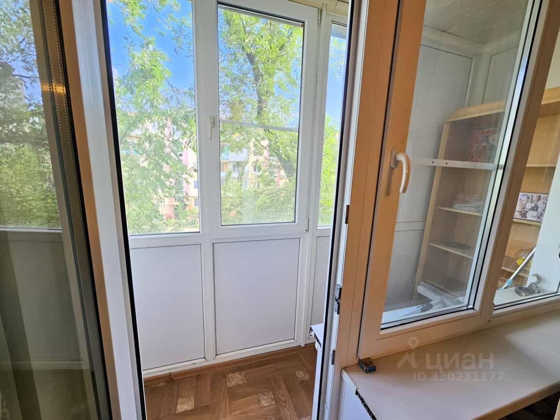 Россия, Астрахань, улица Дубровинского, 64к1, фото 3