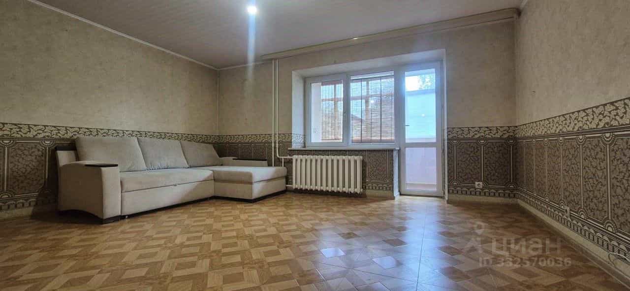 Россия, Свердловская область, Екатеринбург, улица Авиаторов, 14, фото 3