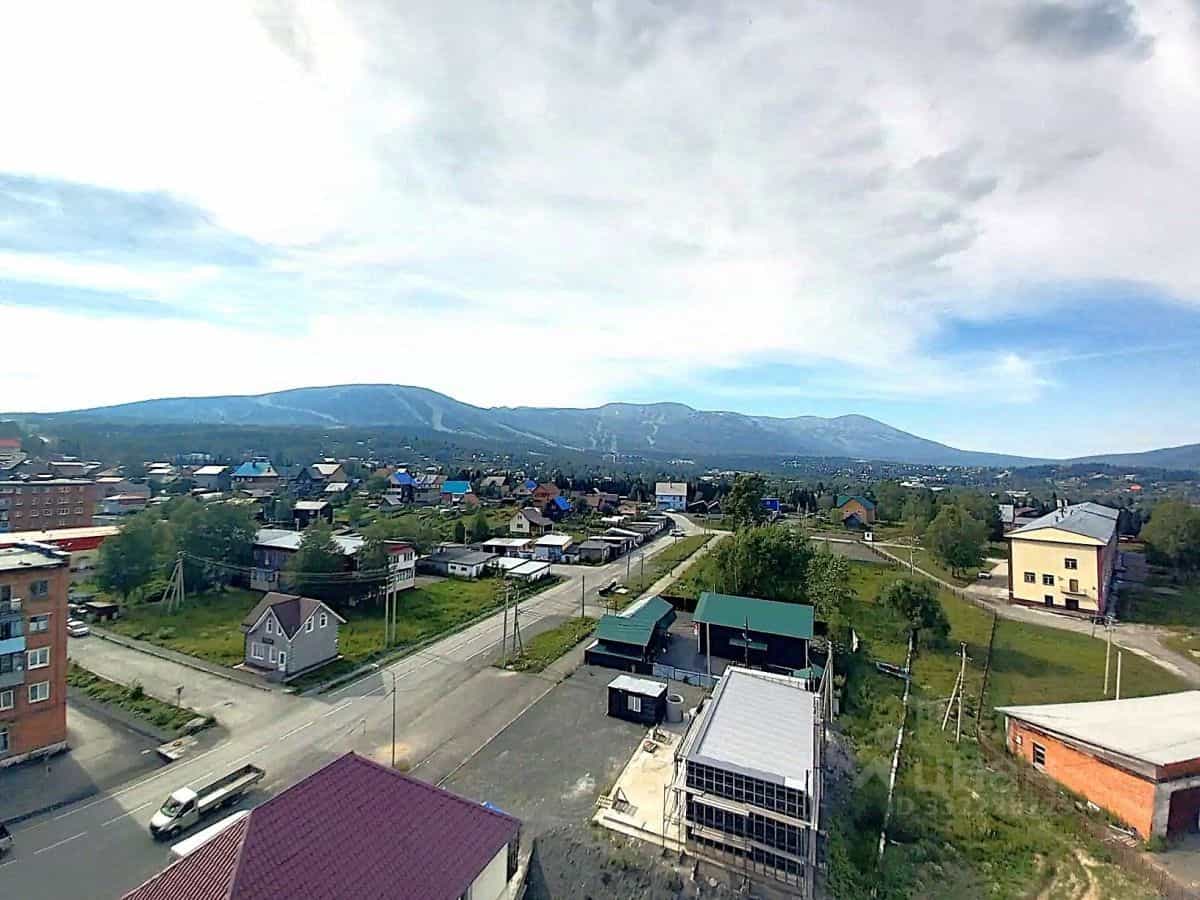 Россия, Кемеровская область — Кузбасс, Таштагольский муниципальный округ, посёлок городского типа Шерегеш, улица Дзержинского, 20А, фото 13