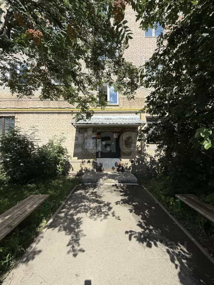 Россия, Челябинская область, Пласт, Октябрьская улица, 68, фото 15