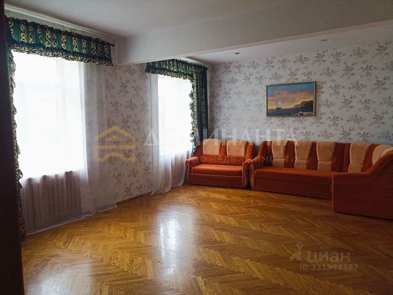 Россия, Смоленск, улица Кутузова, 5, фото 2