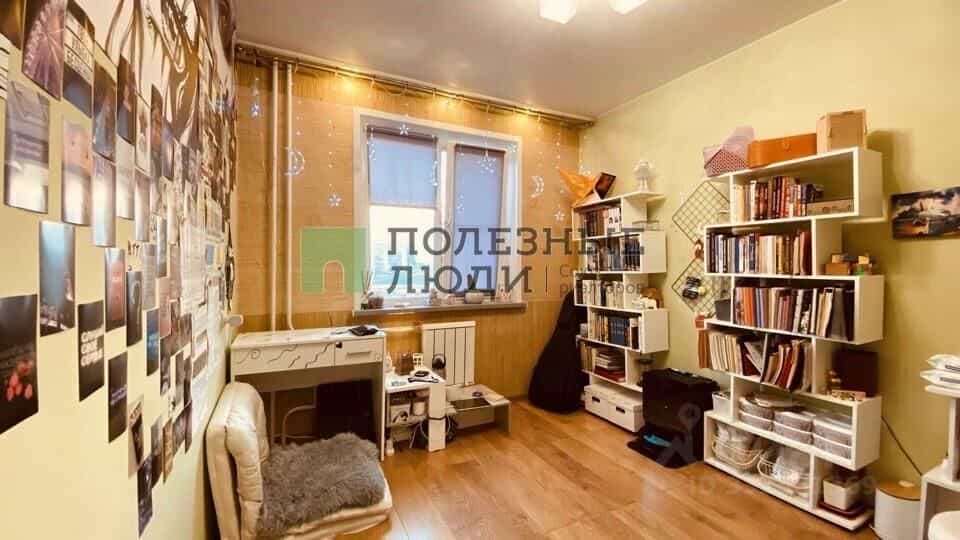 Россия, Красноярск, улица Микуцкого, 2, фото 15