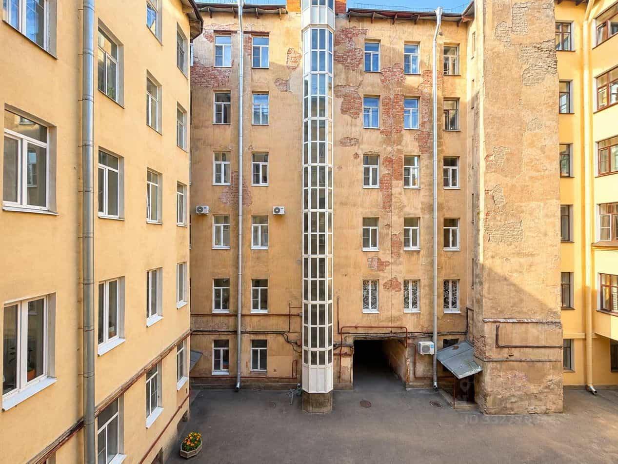 Россия, Санкт-Петербург, 13-я линия Васильевского острова, 32, фото 15