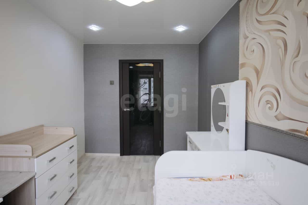 Россия, Хабаровский край, Комсомольск-на-Амуре, улица Гагарина, 8, фото 13