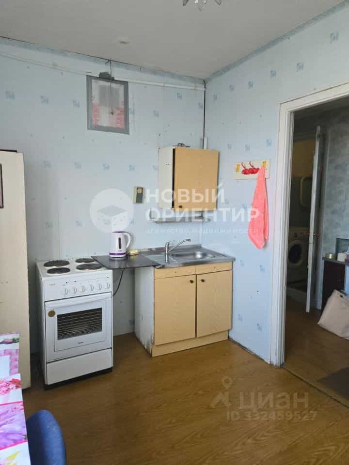 Россия, Свердловская область, Екатеринбург, улица Черепанова, 32, фото 3