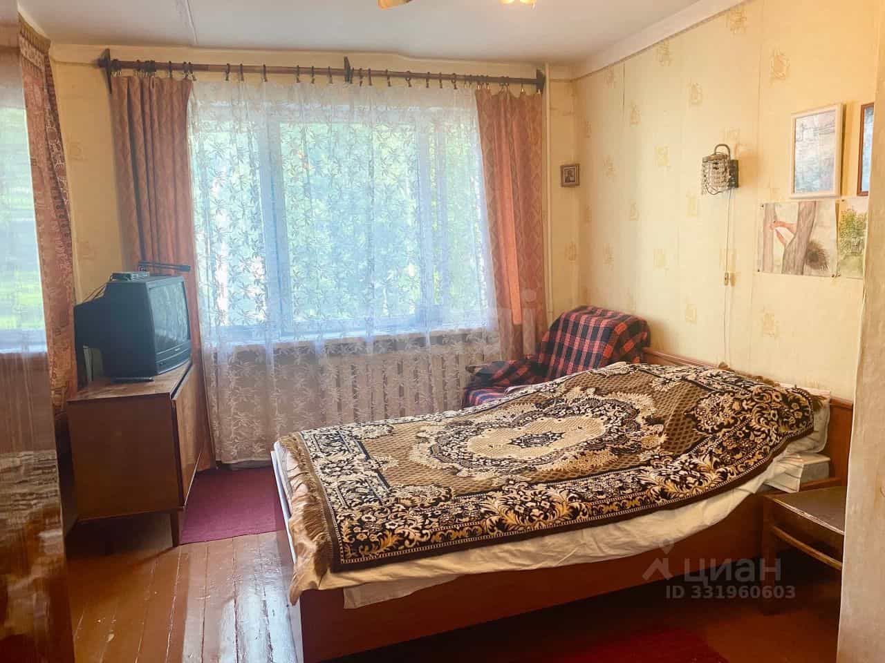 Россия, Псковская область, Остров, улица Шумейко, 2, фото 6