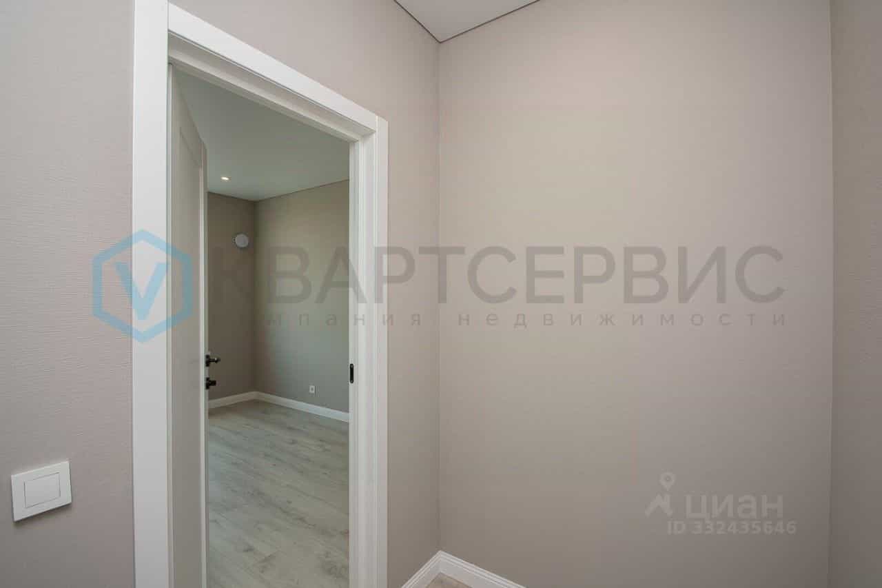 Россия, Омск, улица Б.Г. Шаронова, 9, фото 7