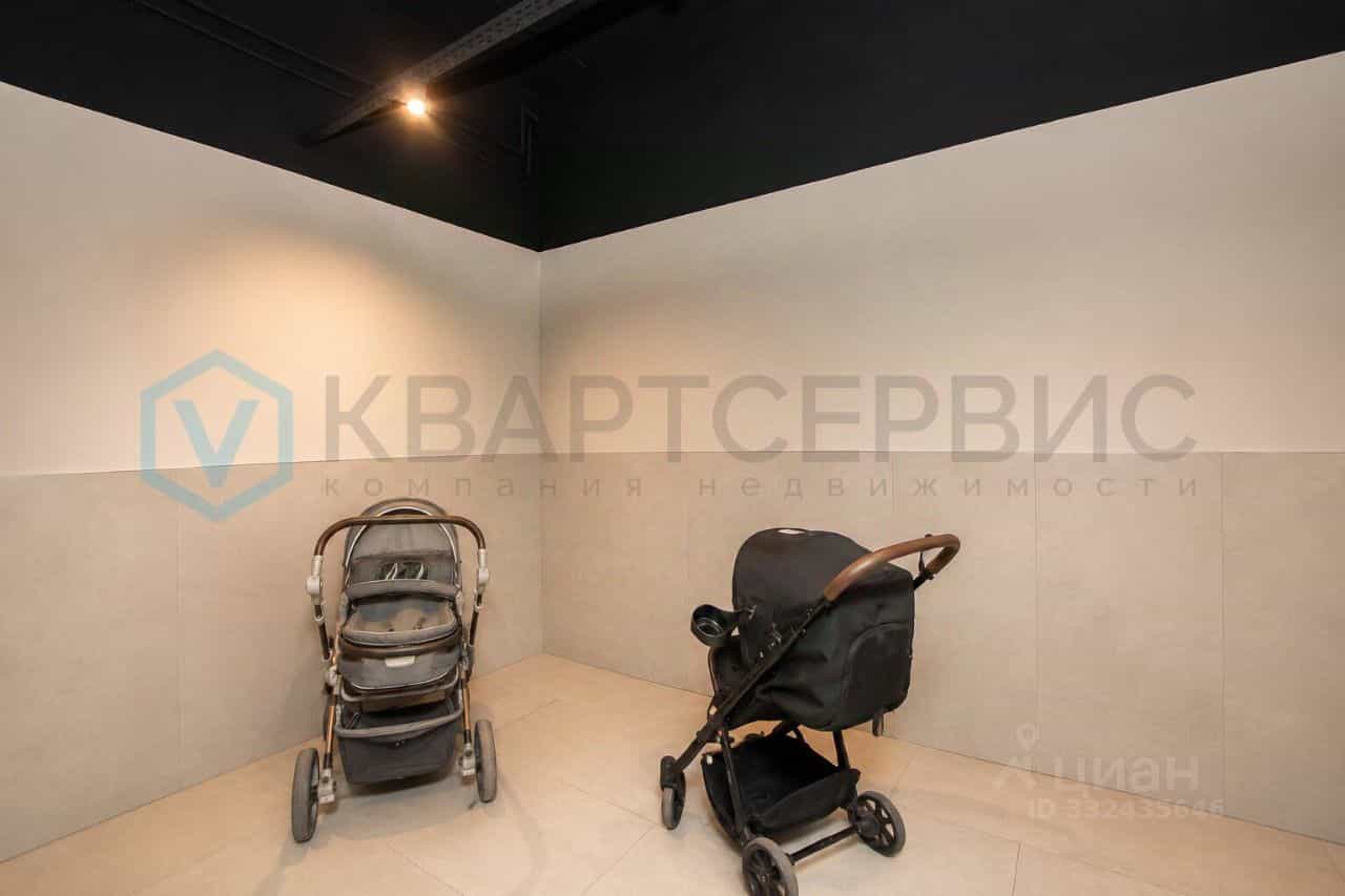 Россия, Омск, улица Б.Г. Шаронова, 9, фото 17