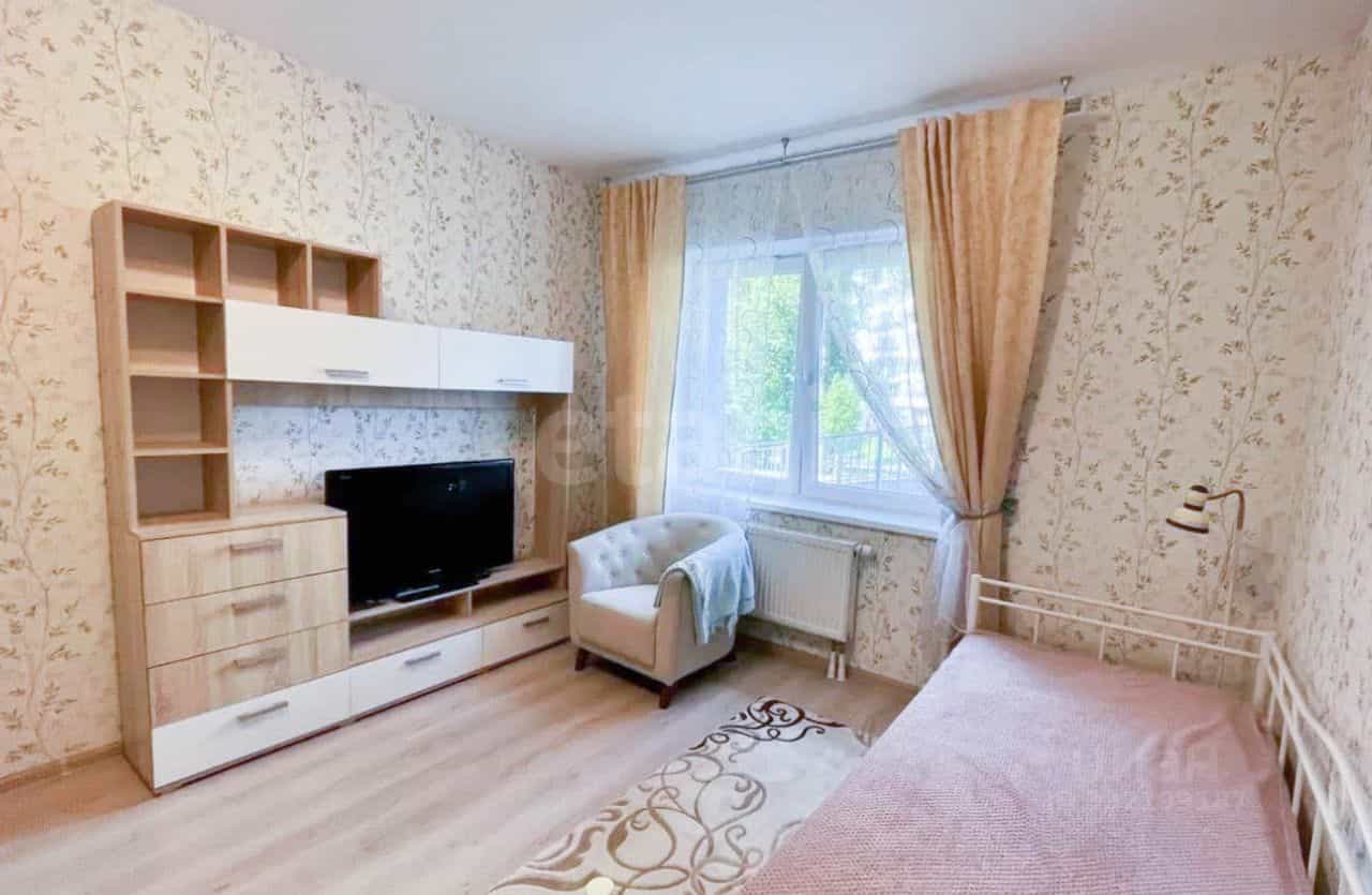 Россия, Пермь, улица Революции, 48А