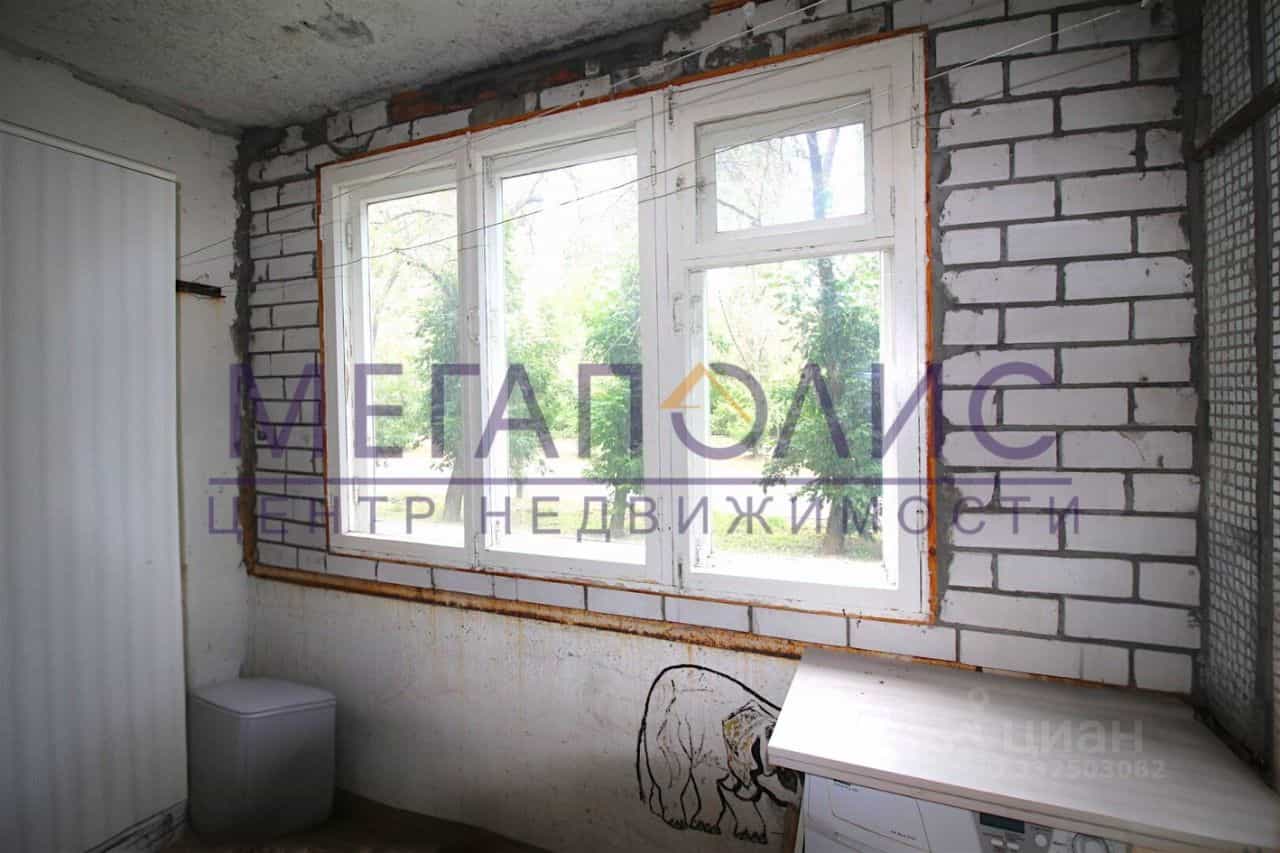 Россия, Саратовская область, Балаково, Трнавская улица, 36/6, фото 3
