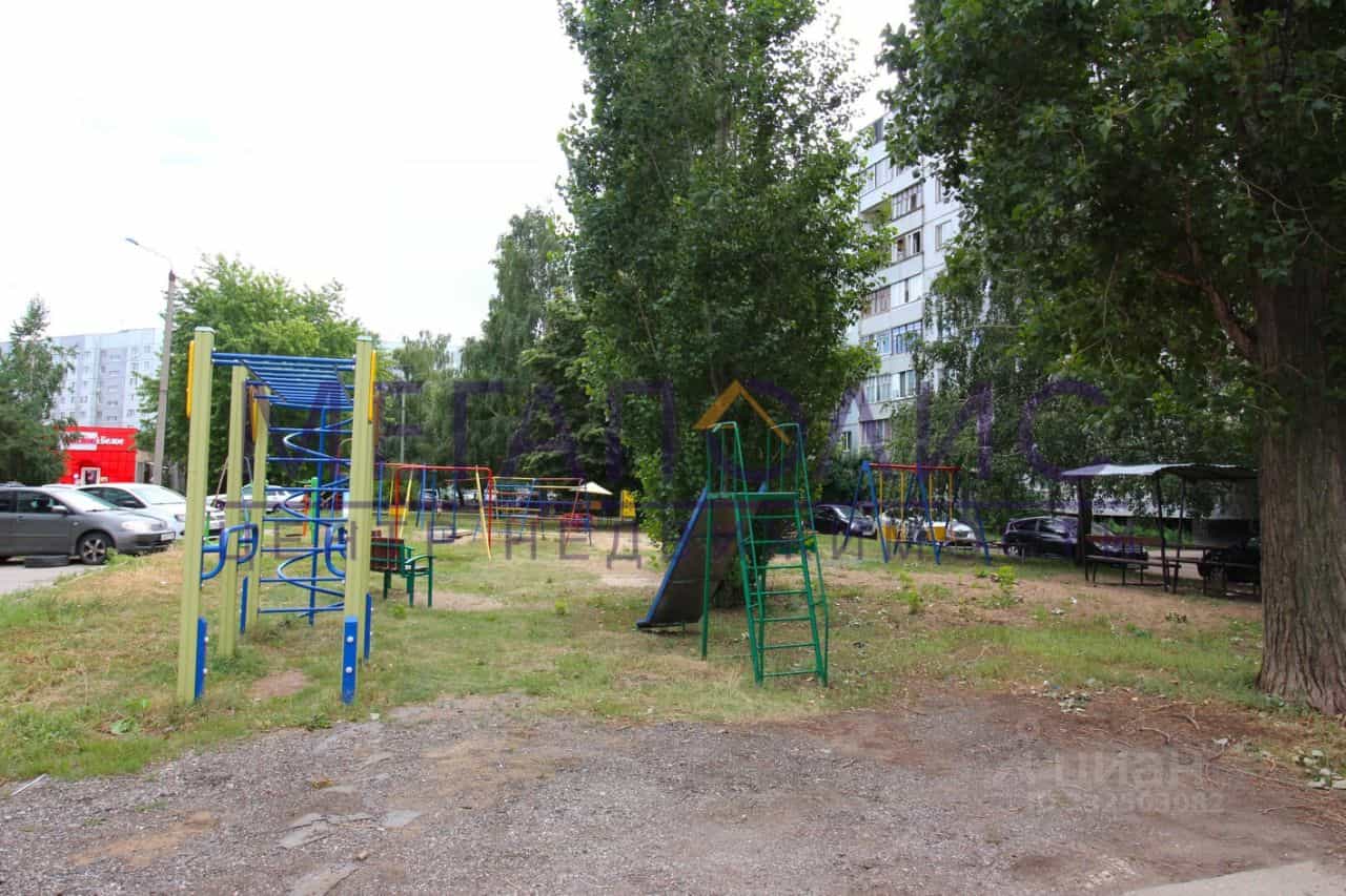 Россия, Саратовская область, Балаково, Трнавская улица, 36/6, фото 15
