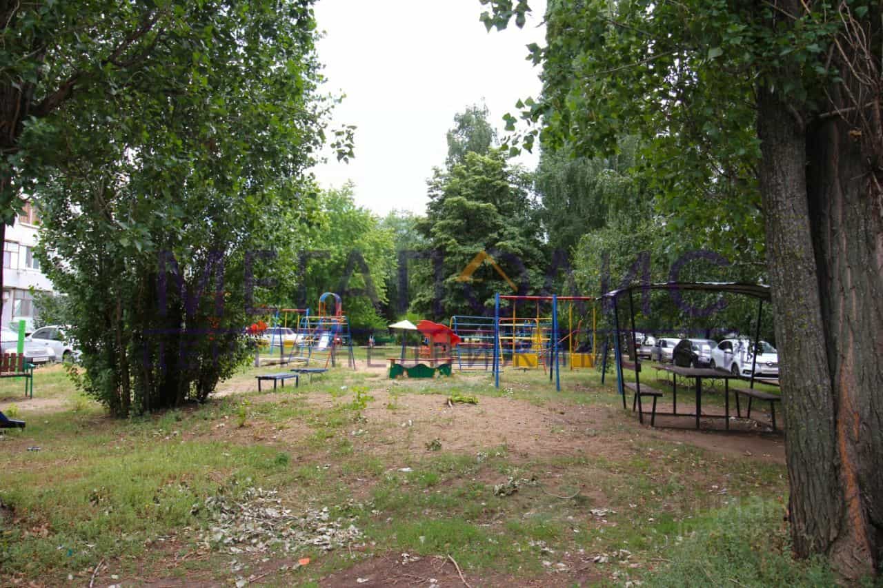 Россия, Саратовская область, Балаково, Трнавская улица, 36/6, фото 16
