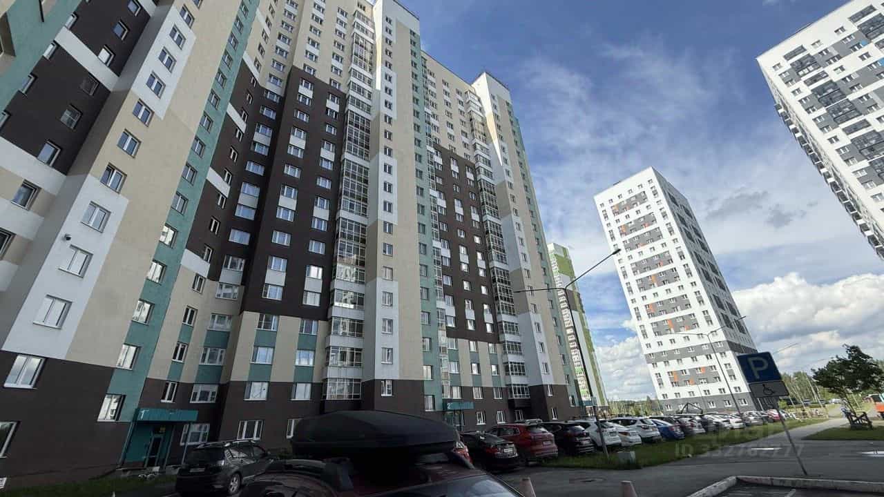 Россия, Свердловская область, Екатеринбург, Латвийская улица, 48/2, фото 15