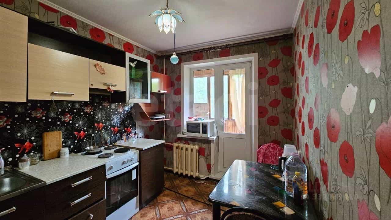 Россия, Кемерово, Октябрьский проспект, 33Б, фото 5