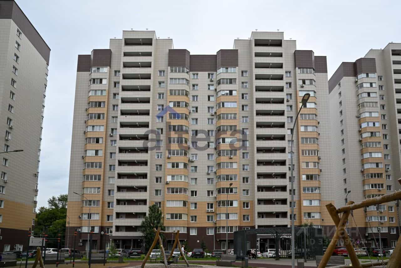 Россия, Республика Татарстан (Татарстан), Казань, проспект Универсиады, 12, фото 4