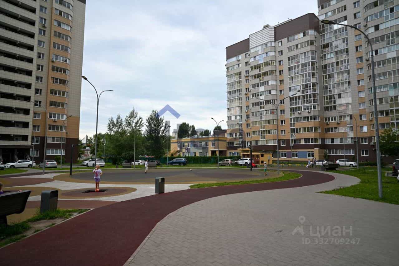 Россия, Республика Татарстан (Татарстан), Казань, проспект Универсиады, 12, фото 31