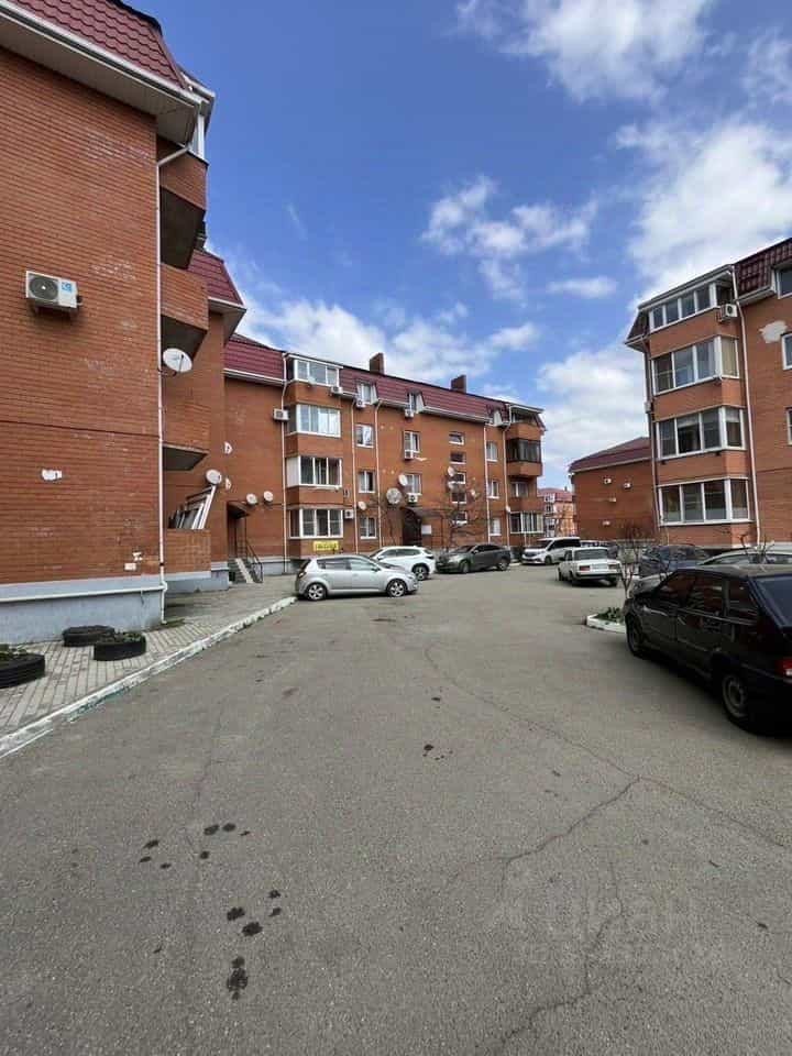 Россия, Республика Адыгея (Адыгея), Тахтамукайский район, посёлок городского типа Яблоновский, улица Гагарина, 155к2, фото 24