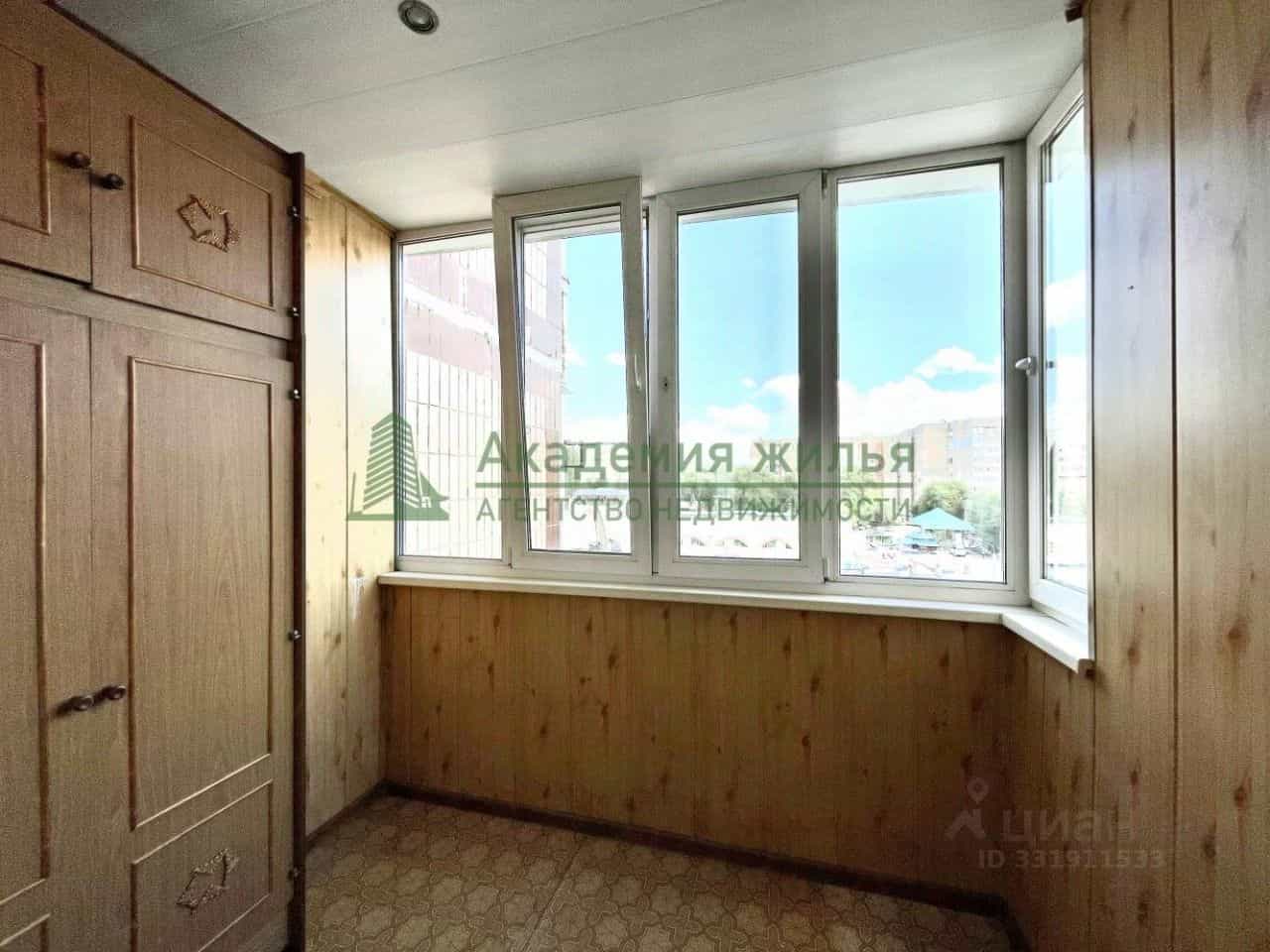 Россия, Саратовская область, Энгельс, проспект Фридриха Энгельса, 8, фото 10