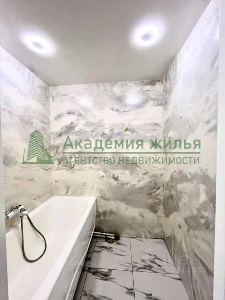 Россия, Саратовская область, Энгельс, проспект Фридриха Энгельса, 8, фото 13