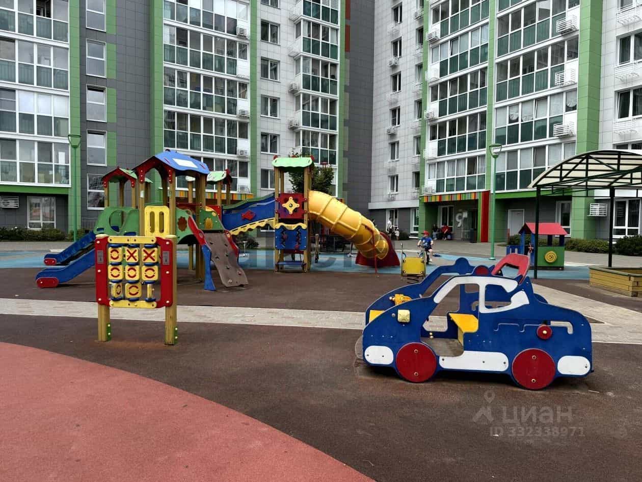 Россия, Республика Татарстан (Татарстан), Казань, улица Азата Аббасова, 3, фото 17