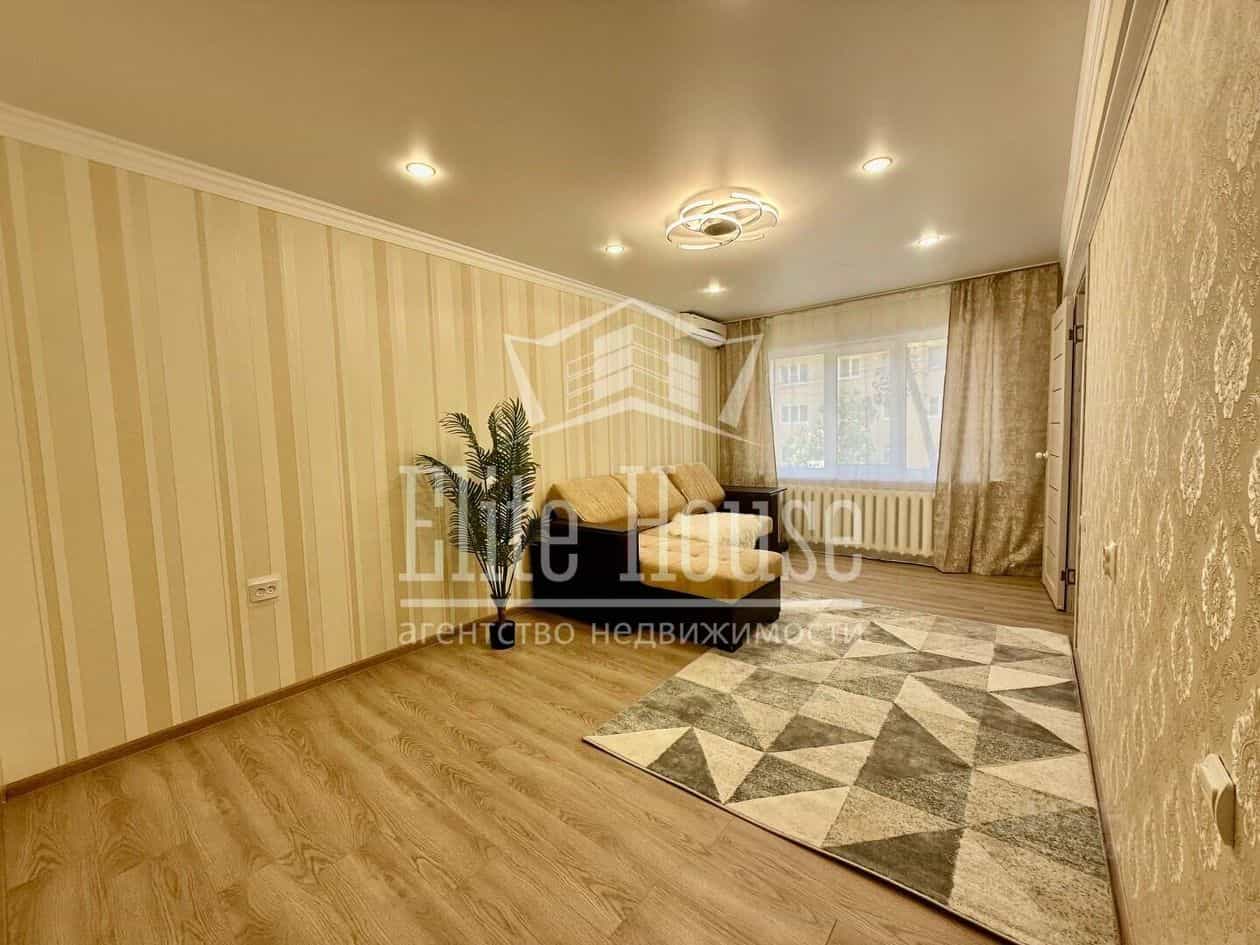 Россия, Калуга, улица Максима Горького, 4/26, фото 8