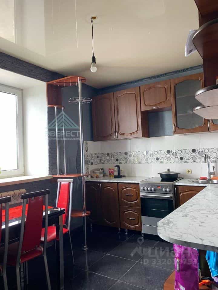 Россия, Республика Хакасия, Черногорск, Октябрьская улица, 148, фото 4