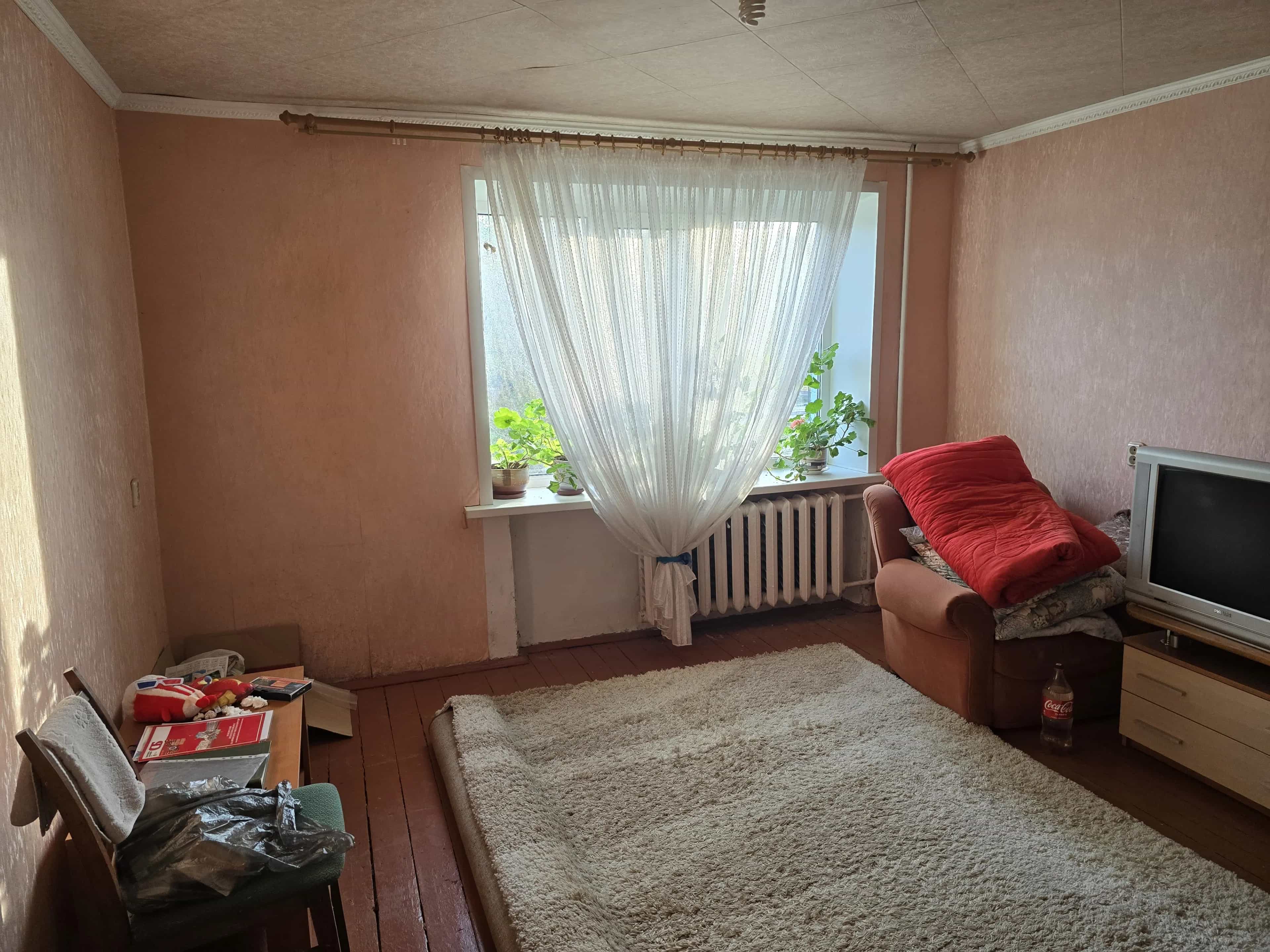 Беларусь, Могилёвская область, Климовичи, улица Ленина, 2В