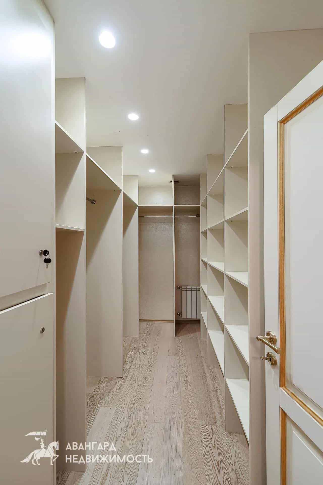Беларусь, Минск, улица Якуба Коласа, 34Б, фото 17