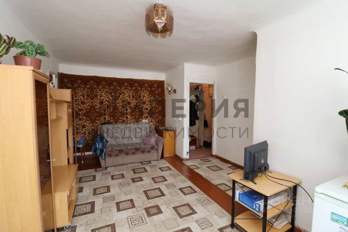 Россия, посёлок городского типа Сокол, улица Гагарина, 5, фото 2