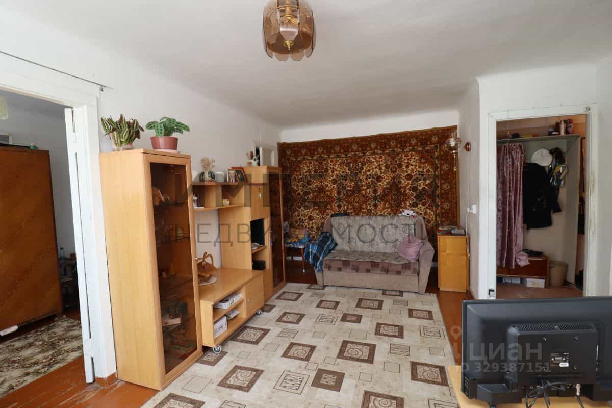 Россия, посёлок городского типа Сокол, улица Гагарина, 5, фото 4