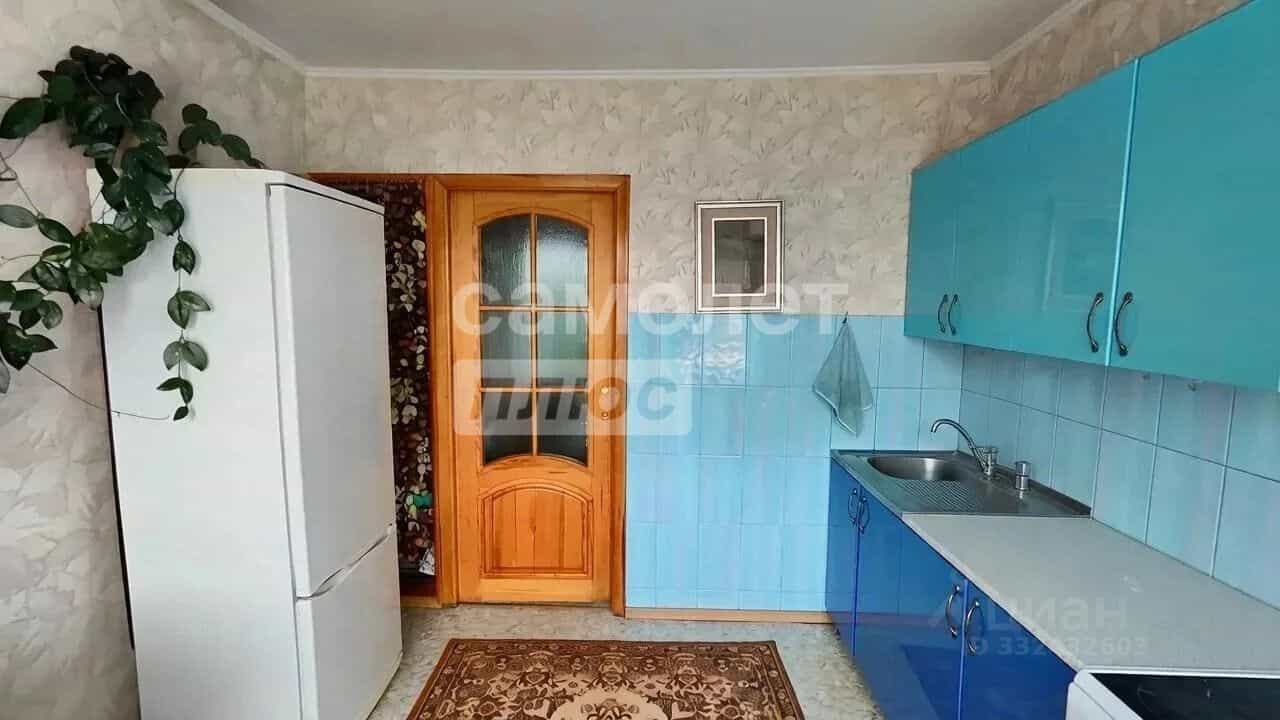 Россия, Алтайский край, Бийск, улица Михаила Ломоносова, 29, фото 2