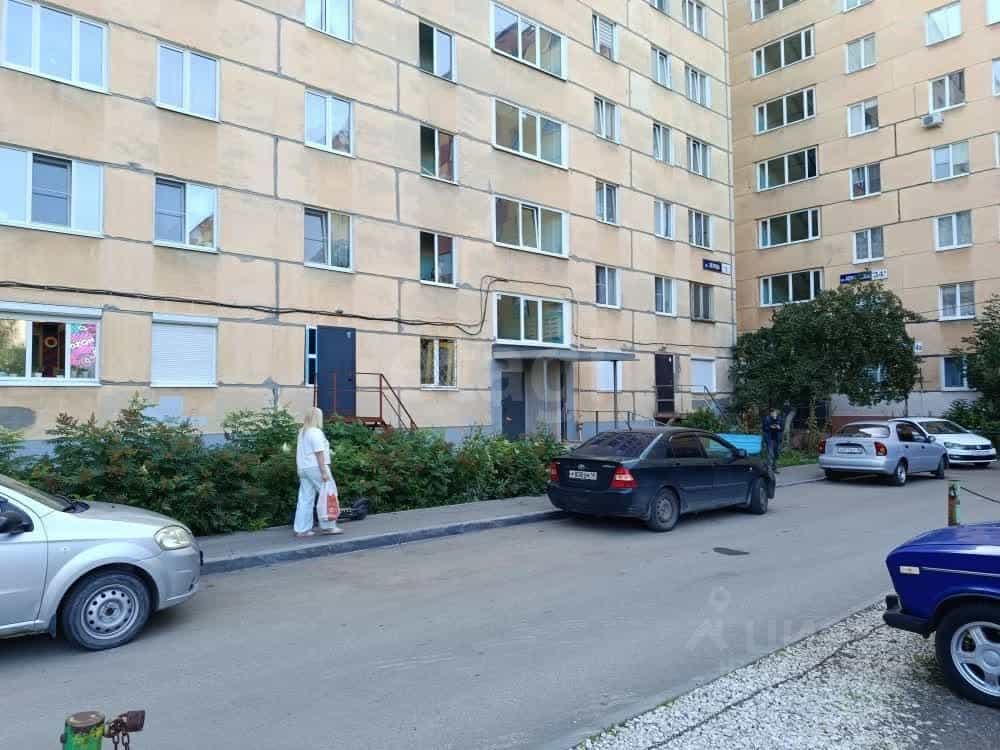 Россия, Удмуртская Республика, Ижевск, улица Михаила Петрова, 1, фото 3