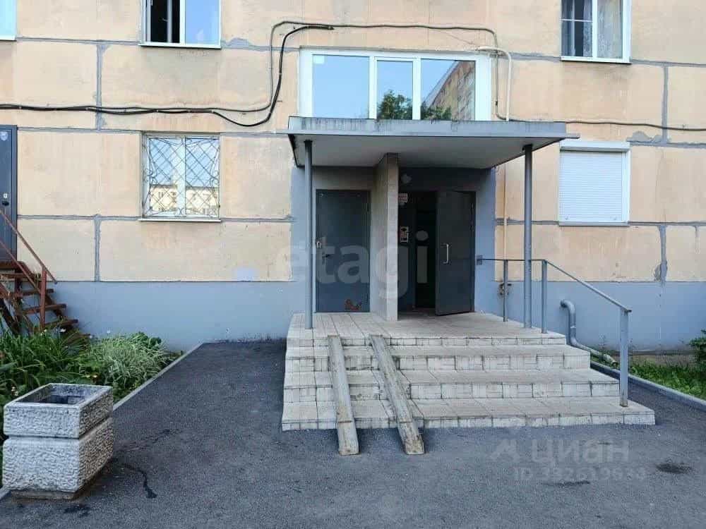 Россия, Удмуртская Республика, Ижевск, улица Михаила Петрова, 1, фото 4