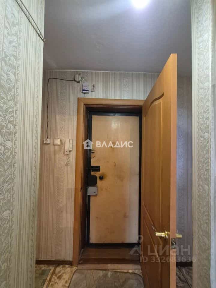 Россия, Республика Бурятия, Улан-Удэ, микрорайон Заречный, улица Толстихина, 2А, фото 15