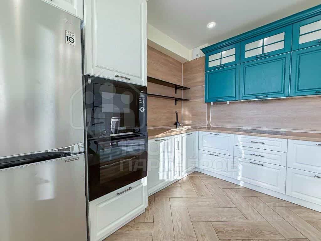 Россия, Иркутск, улица Поленова, 33/3, фото 13