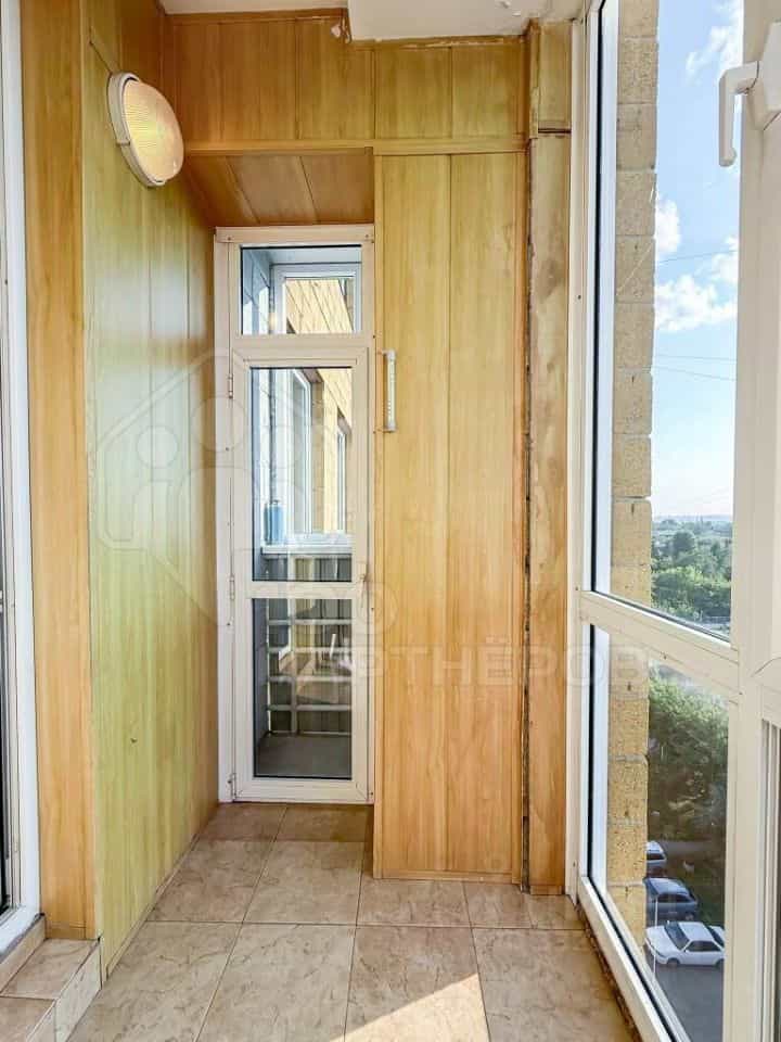 Россия, Иркутск, улица Поленова, 33/3, фото 31