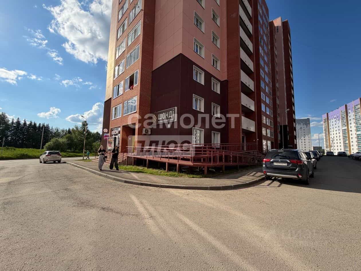 Россия, Республика Коми, Сыктывкар, Октябрьский проспект, 214, фото 15
