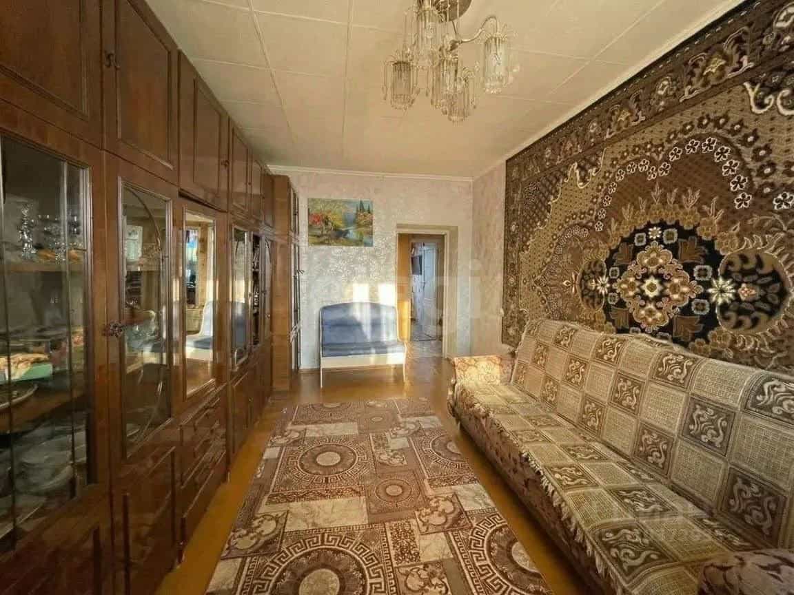 Россия, Псковская область, Островский муниципальный округ, деревня Крюки, улица Космонавтов, 15, фото 4