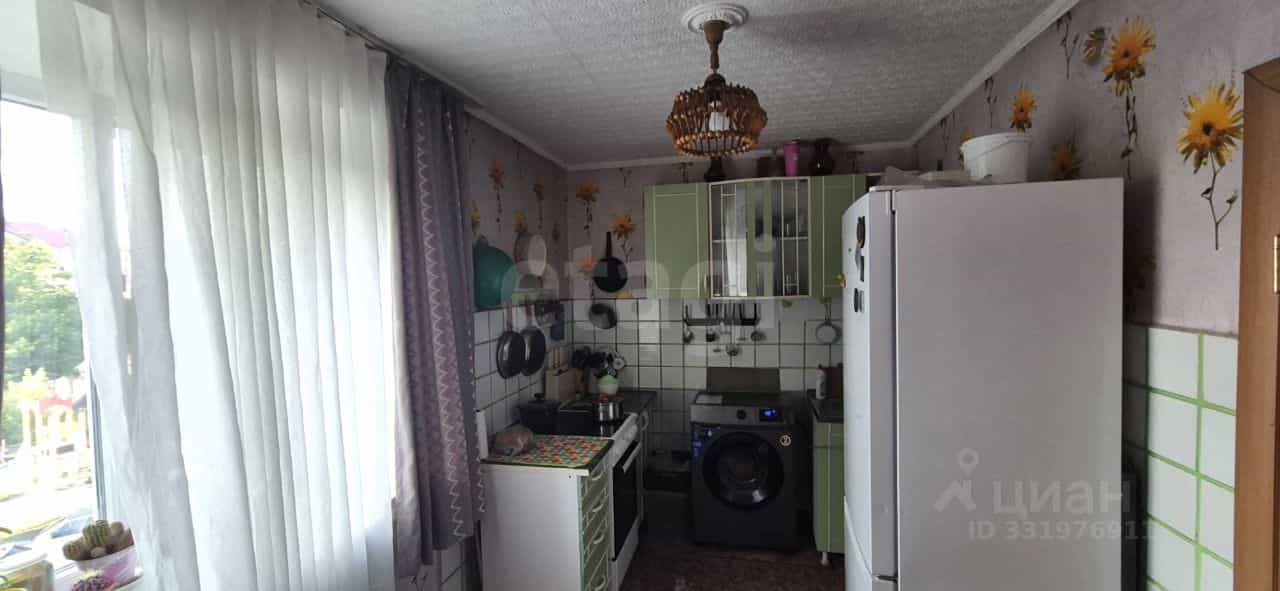 Россия, Республика Алтай, Горно-Алтайск, Набережная улица, 31