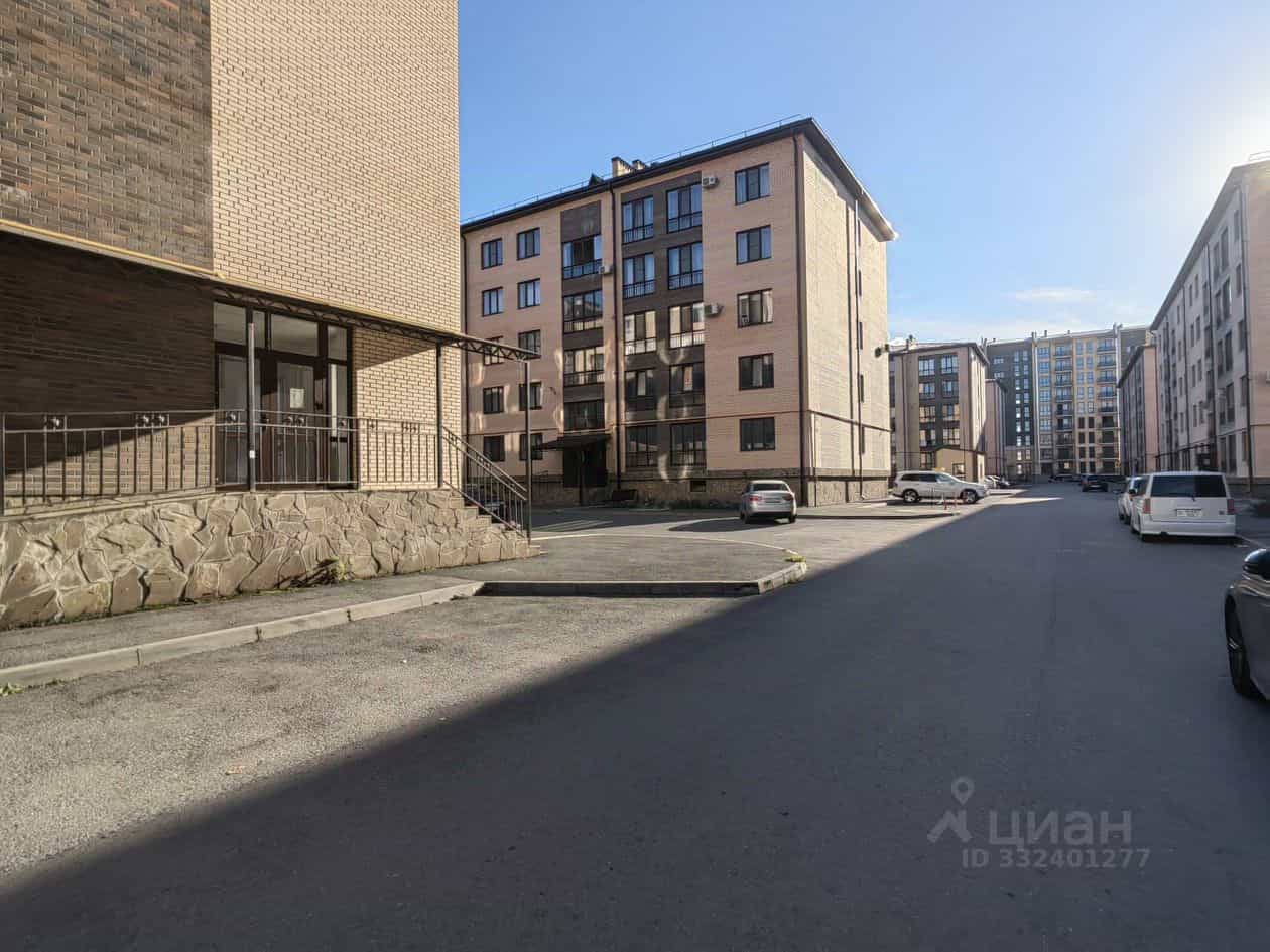 Россия, Республика Северная Осетия — Алания, Владикавказ, улица Хадарцева, 29Бк7, фото 10