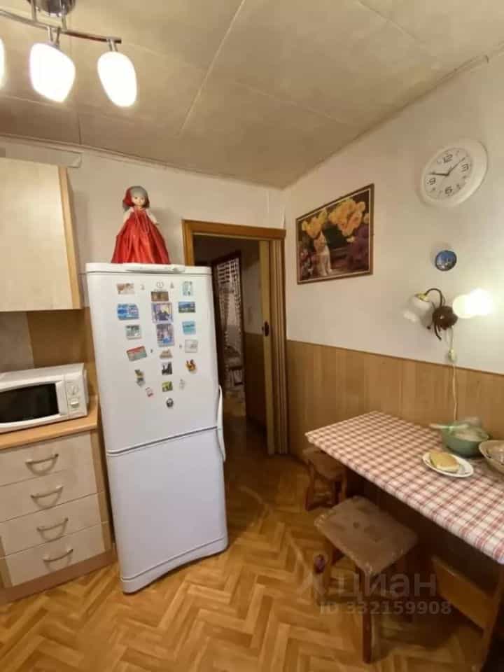 Россия, Самарская область, Сызрань, улица Лазо, 24, фото 7