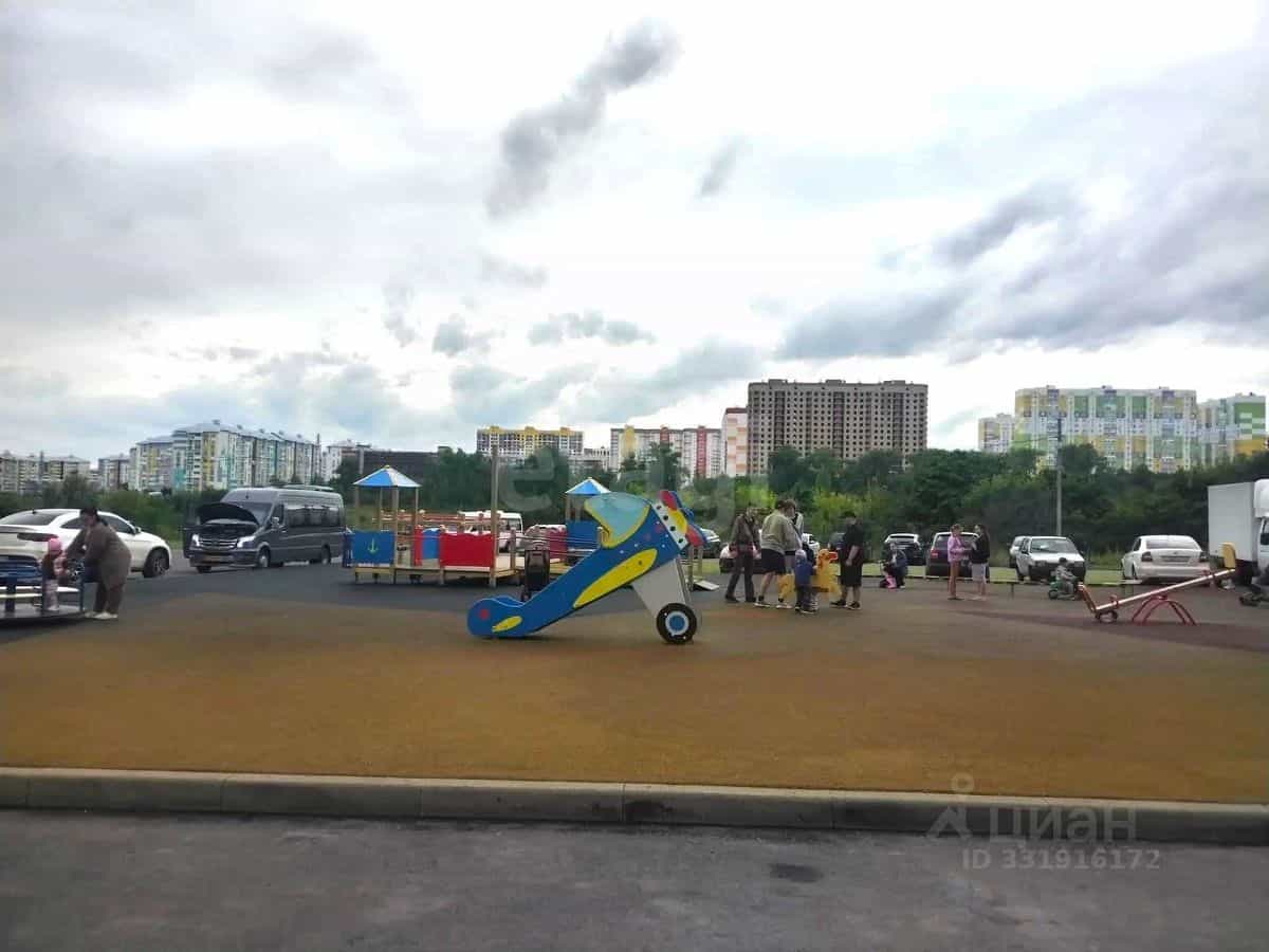 Россия, Курск, проспект Вячеслава Клыкова, 9Б, фото 32