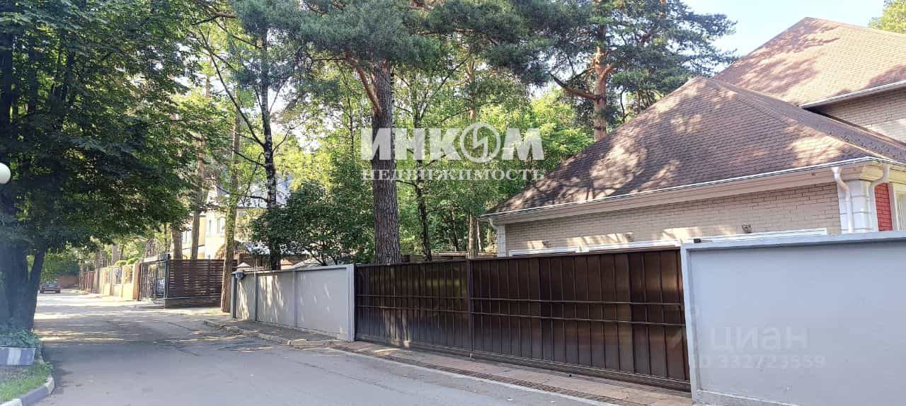 Россия, Московская область, Одинцовский городской округ, посёлок городского типа Заречье, Сосновая улица, 10, фото 46