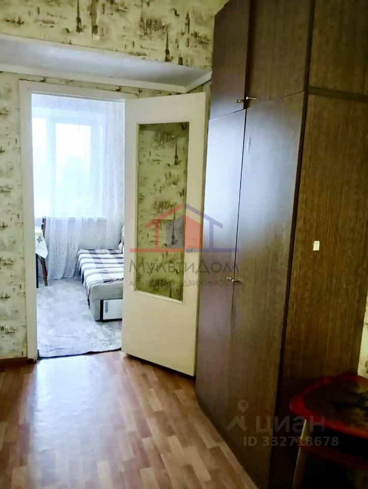 Россия, Белгородская область, Старый Оскол, микрорайон Конева, 7, фото 6