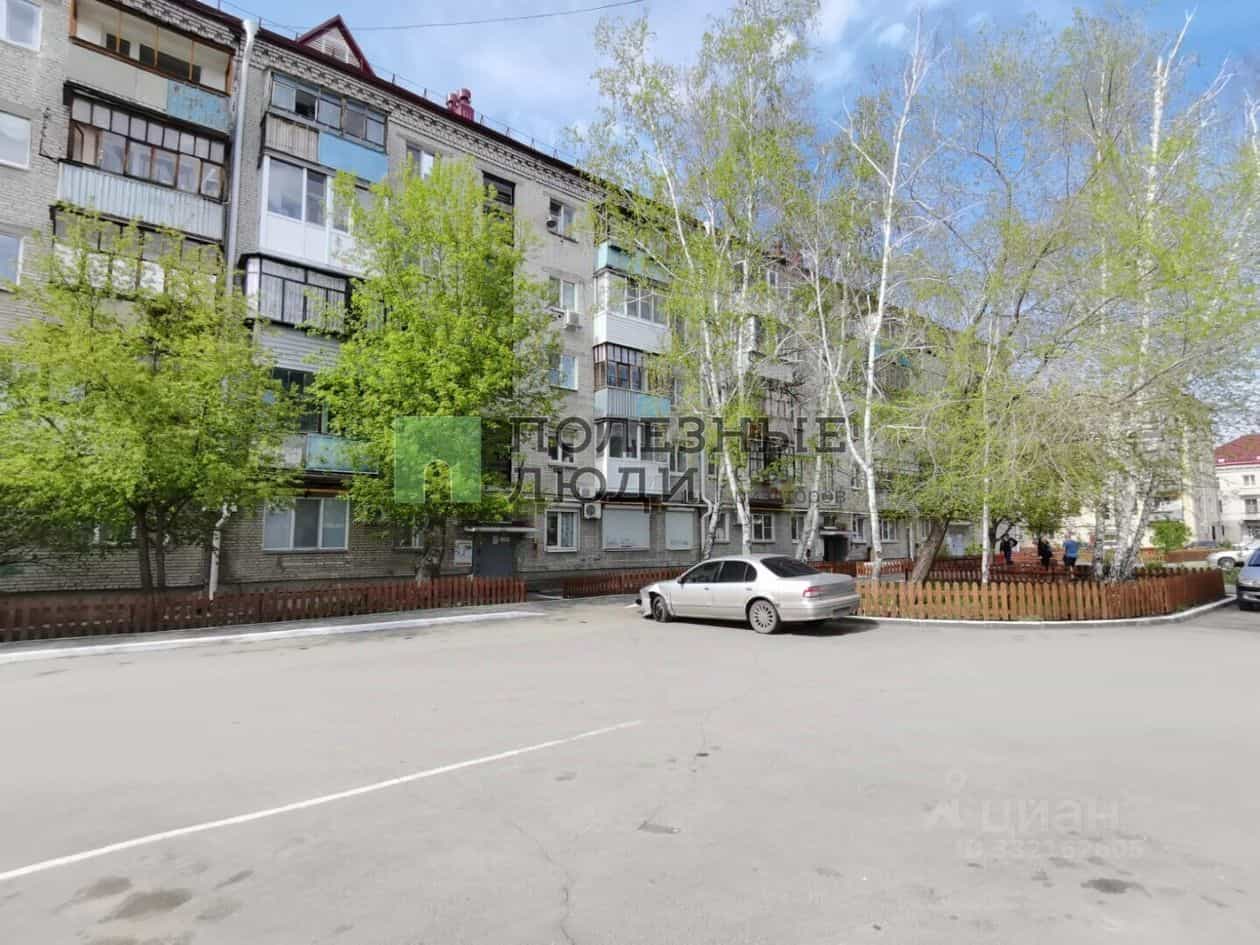 Россия, Курган, улица Максима Горького, 98, фото 16