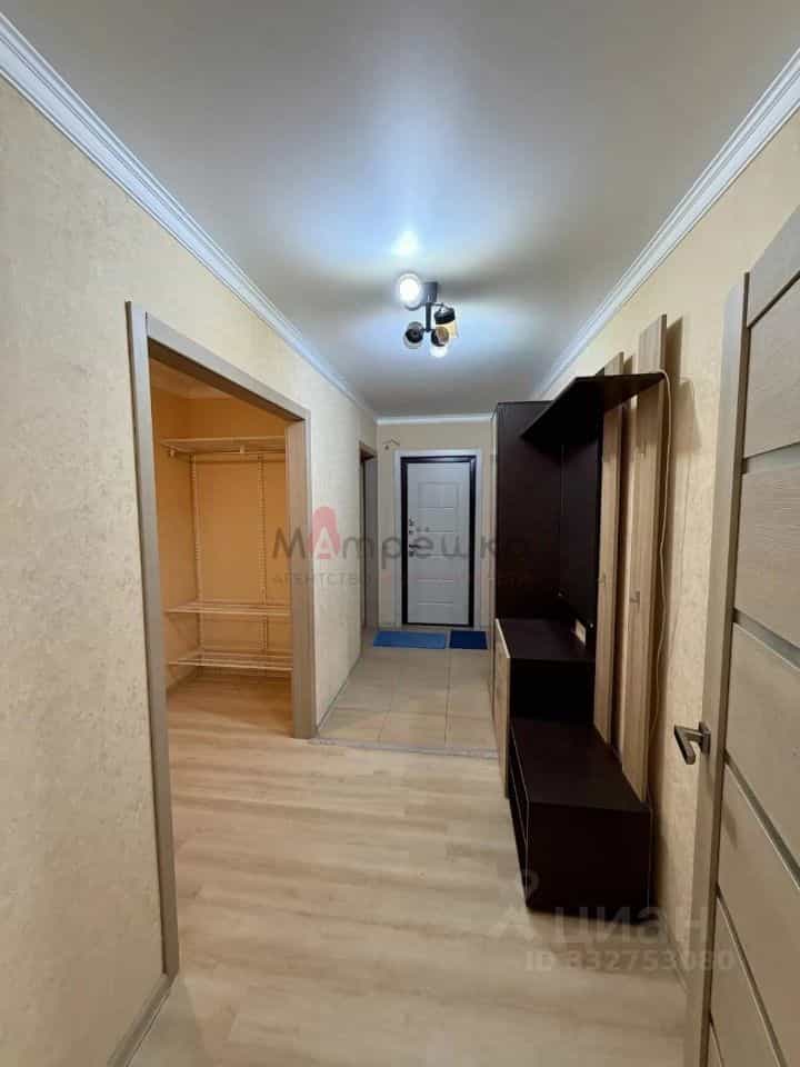 Россия, Белгород, улица Шаландина, 8, фото 14