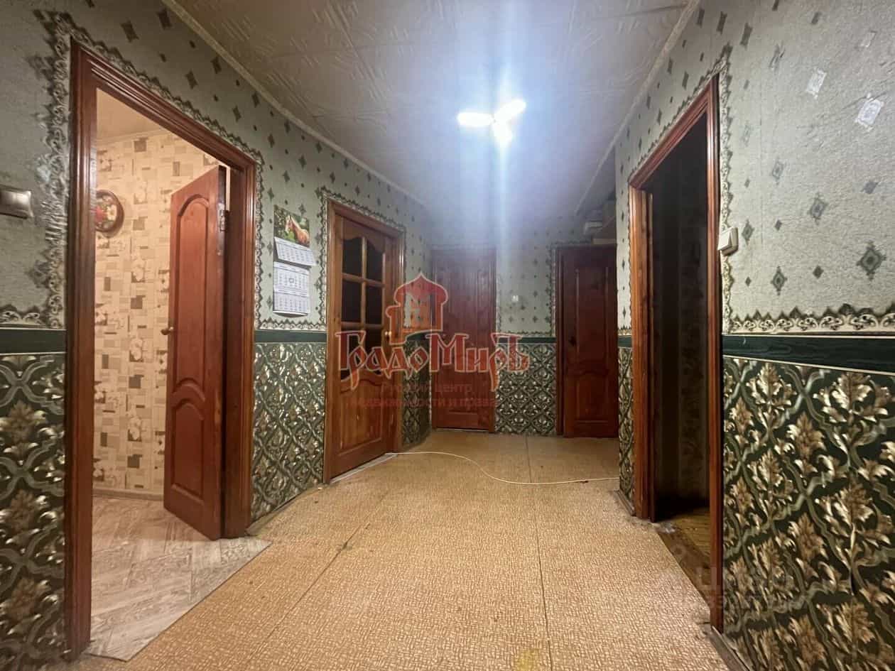 Россия, Владимирская область, Александровский муниципальный округ, деревня Следнево, квартал Октябрьский, 6, фото 3