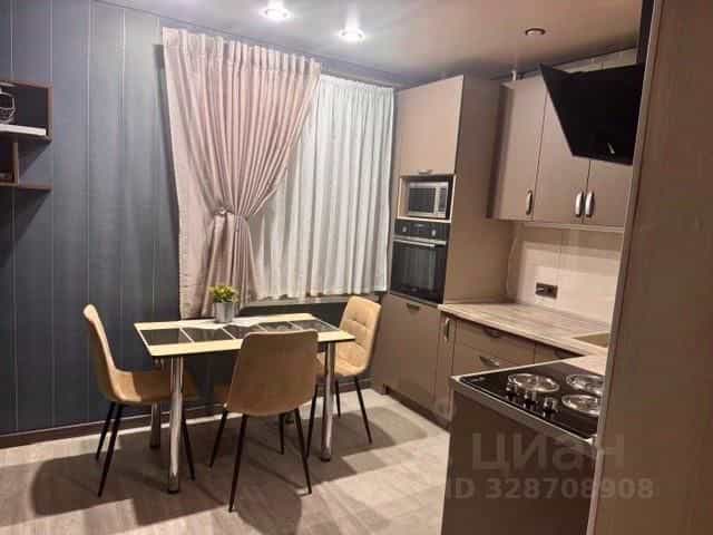 Россия, Республика Коми, Усинск, Пионерская улица, 19, фото 10