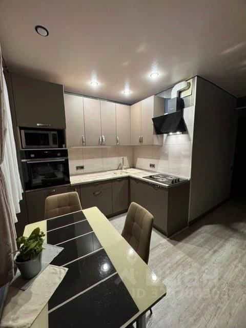 Россия, Республика Коми, Усинск, Пионерская улица, 19, фото 12