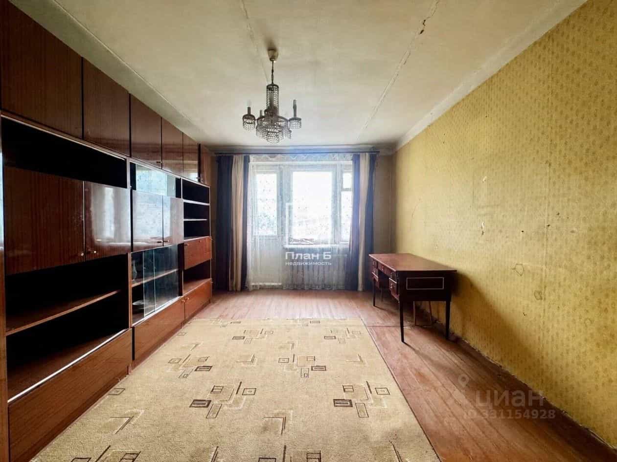 Россия, Калуга, улица Космонавта Комарова, 45, фото 3